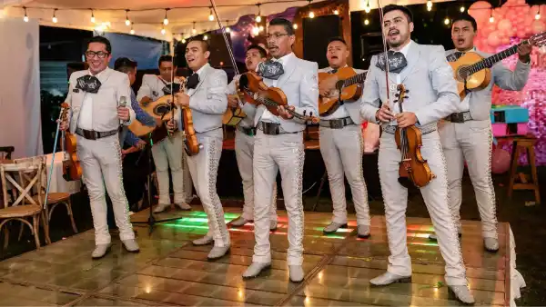 Mariachis para serenatas en Tepoztlán